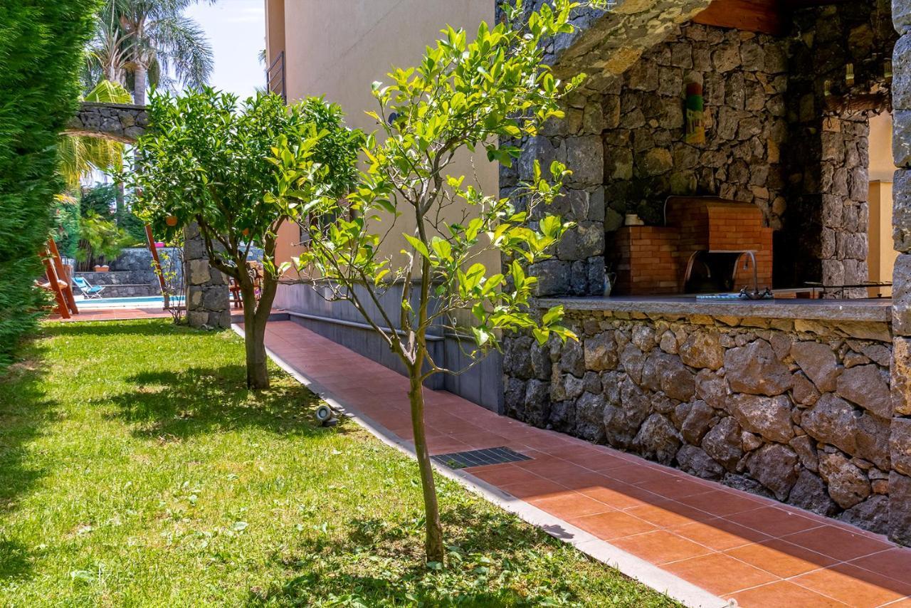 Aci SantʼAntonio Villa Magdalena מראה חיצוני תמונה